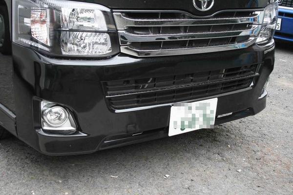 ハイエース３型標準　純正フロントセット 全国無料，人気 ハイエース フロントバンパー インナーグリル セット