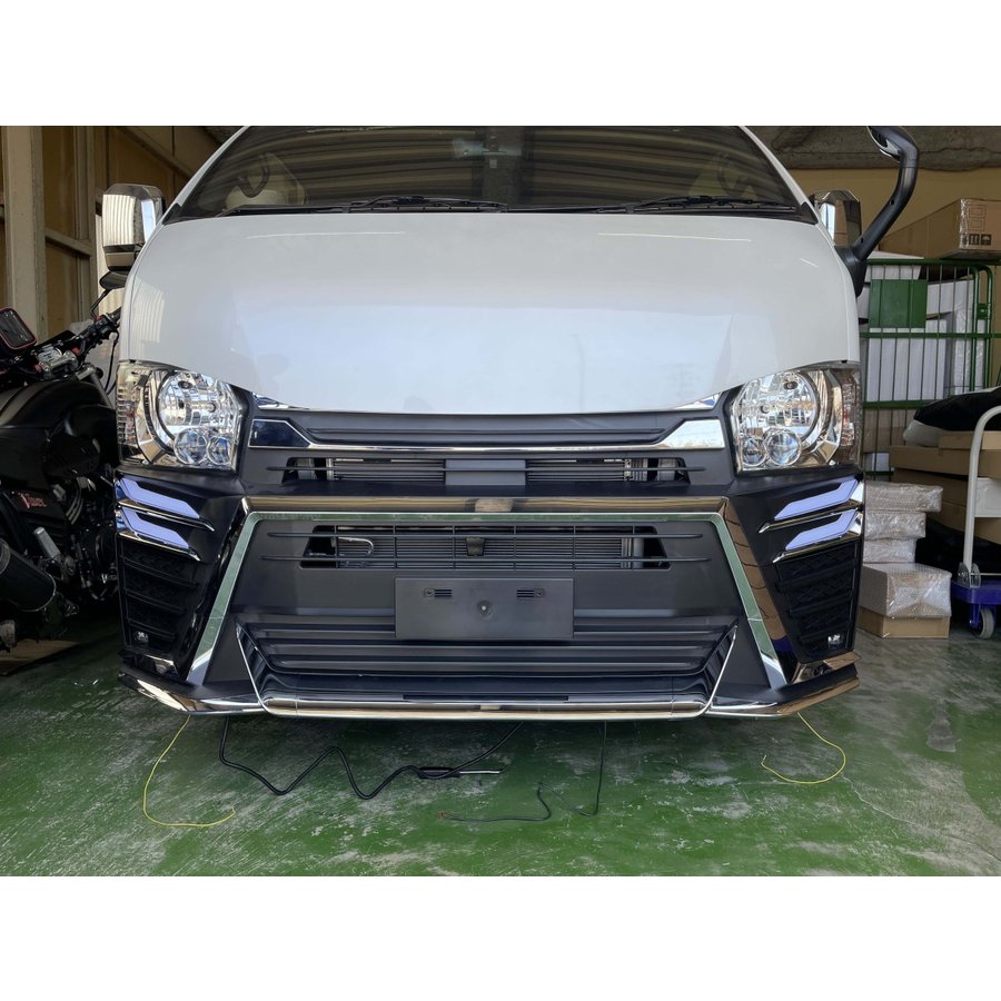 ハイエース 200系 ヴェルファイアルック カスタムバンパー 顔面キット