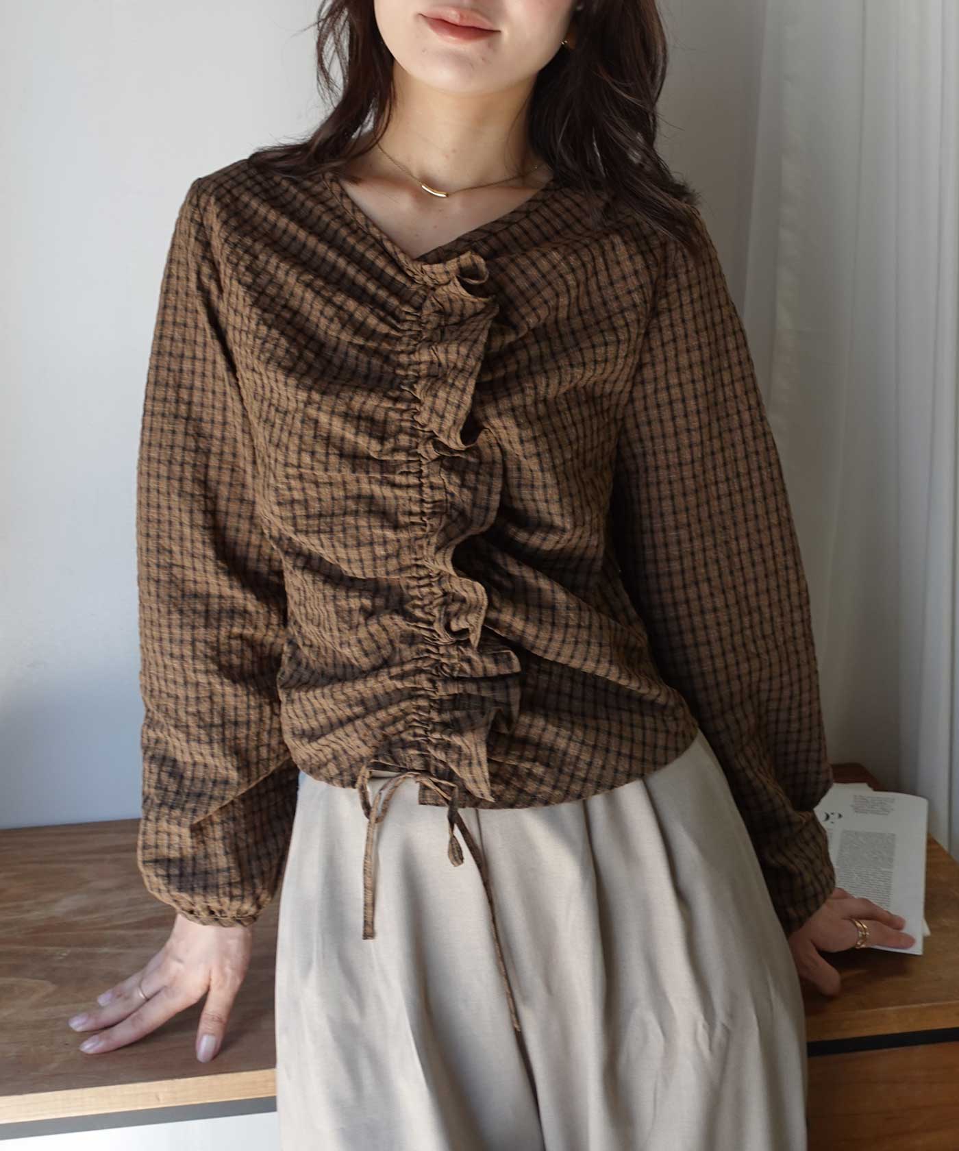 チェックフリルシャーリングブラウス | NEW ARRIVALS | LOWY BY