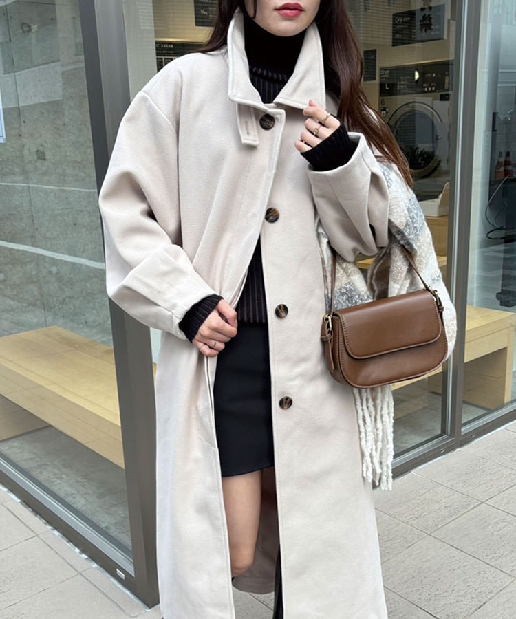 ベージュ ロングコート 袖口ベルト付き ベルト付きボリューム袖ステンカラーコート | OUTER,ジャケット | LOWY