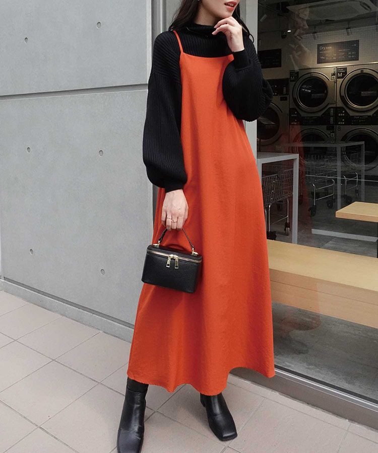 オネット キャミワンピース リネン ネイビー ポーランド製 ギャザー リネンブレンドギャザーキャミソールワンピース UNIQLO 少なかれ
