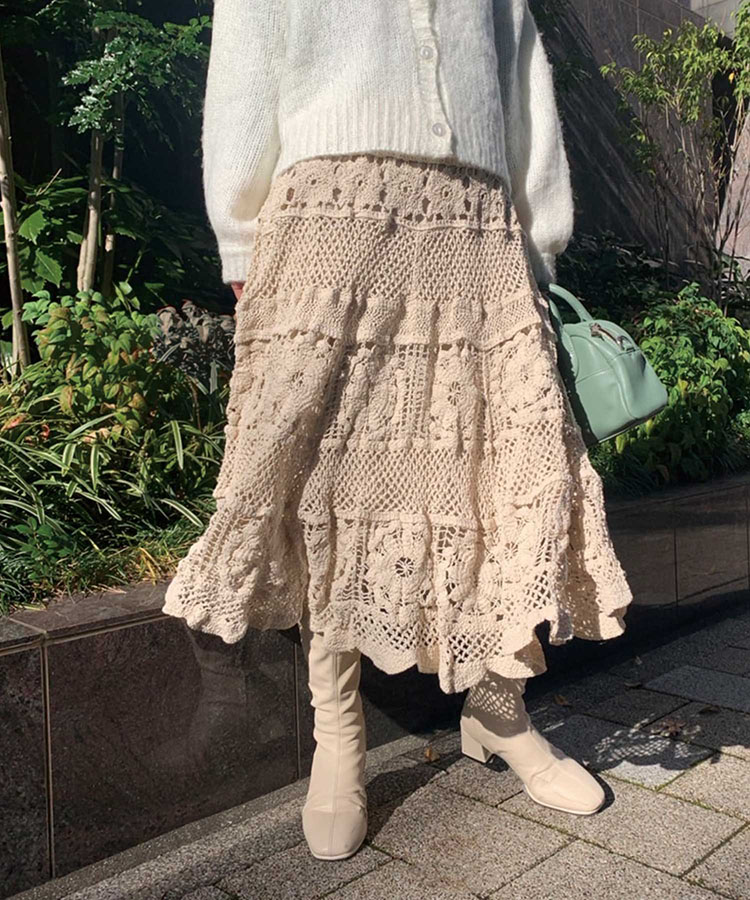졼