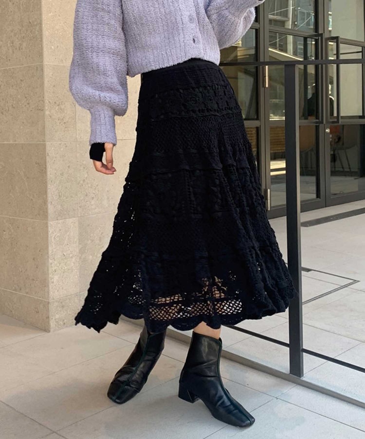 졼