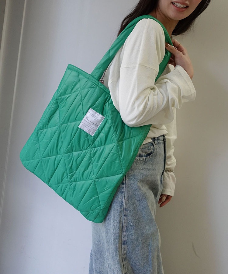 ����ƥ��󥰥ȡ��ȥХå��������̡�A4��Ǽ���Хå�