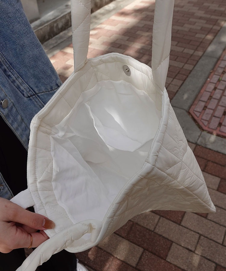 ����ƥ��󥰥ȡ��ȥХå��������̡�A4��Ǽ���Хå�