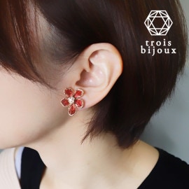 イヤリング クリスタルフラワー＆バタフライ　クリア/ワイン/イエロー/ピーチ/エメラルド| Earrings  -イヤリング-