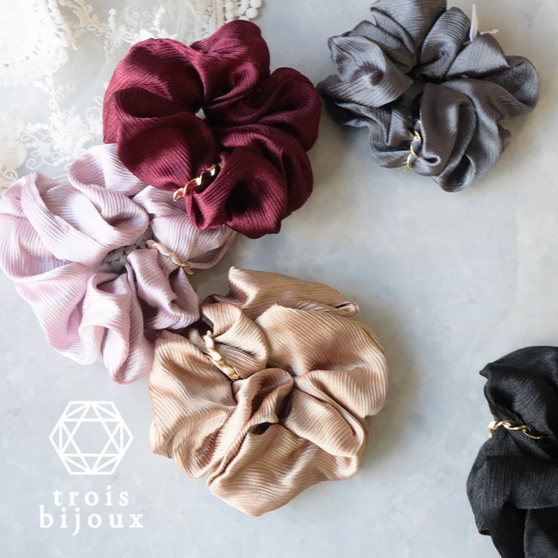 一点物☺︎☺︎シュシュ専売103キラキラビーズ付可愛いリボンビジューヘアゴム上品高級 一点物☺︎☺︎シュシュ専売103キラキラビーズ付可愛いリボン