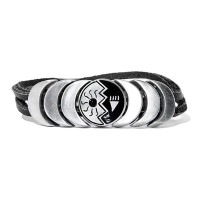 インディアン レザーブレスレット (ブラック)