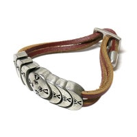 インディアン レザーブレスレット SNOW RPINT / 導き(ブラウン)