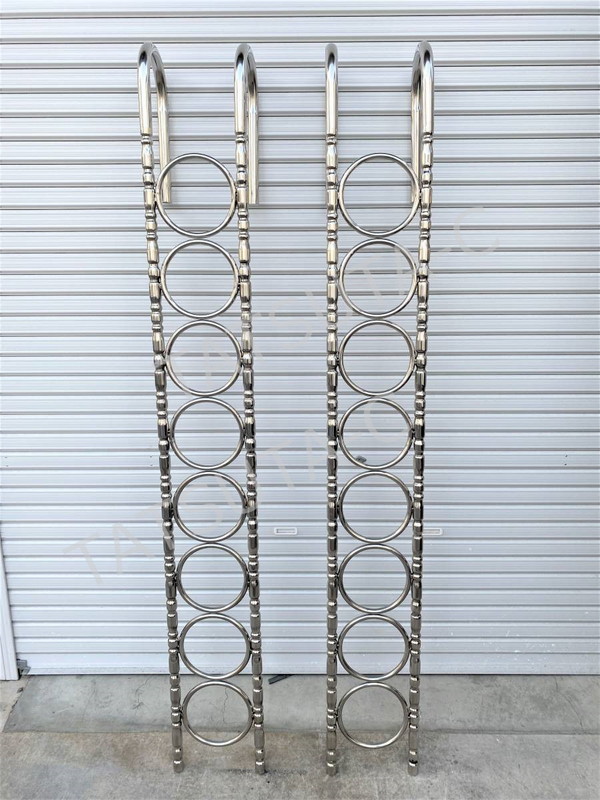 ステンレス キャブ梯子 ステー付き 2本セット 2.1m Φ32 絞りパイプ 8リング ハシゴ S0117S