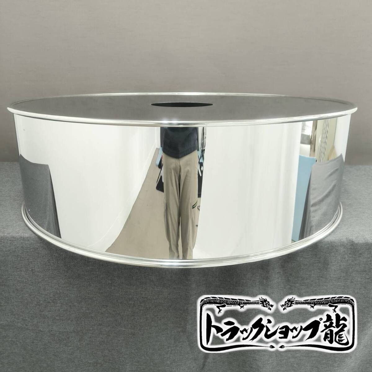 鱗スペアタイヤカバー17.5 丸棒巻き　新品につきビニール有　引き取り限定価格 鱗スペアタイヤカバー17.5 丸棒巻き 新品につきビニール有