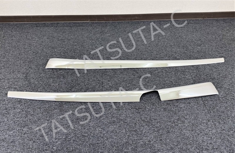 【訳あり品】 メッキ ドアアッパーモール 窓の下部分 左右セット 日野 17プロフィア/17レンジャー H8716S