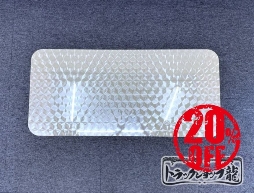 【訳あり品】 ステンレス リア窓パネル 鱗柄 いすゞ ギガ/フォワード リアウインドウ S8590S
