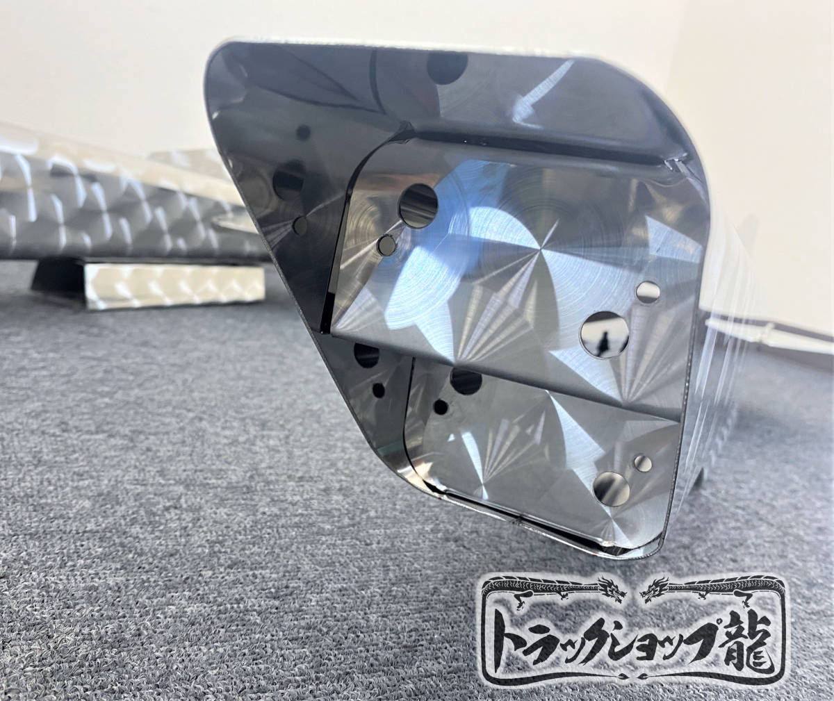 オリジナル 鱗柄ステンレス ロケット【大】 2本セット 角マーカー付き 全長860mm S0398T