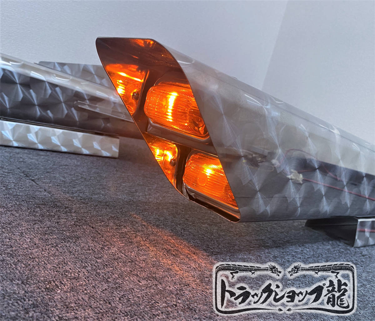 ロケットマーカー　ウロコ　デコトラ Yahoo!オークション - 新作 オリジナル ロケットマーカー 中 鱗