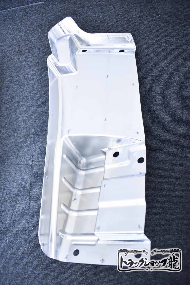 メッキ マッドガードカバー 左右セット 三菱ふそう ブルーテックキャンター/20キャンター 標準 M0948P