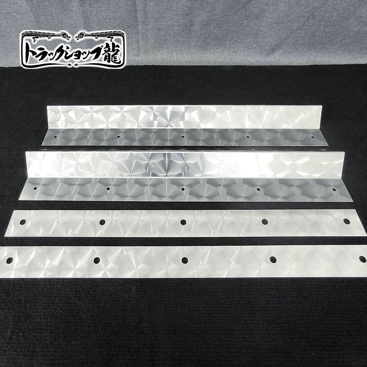 トラック泥除け龍大型用新品