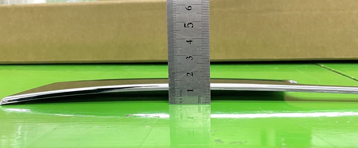 メッキ ワイパーパネル 分割式 日産UD クオン/パーフェクト