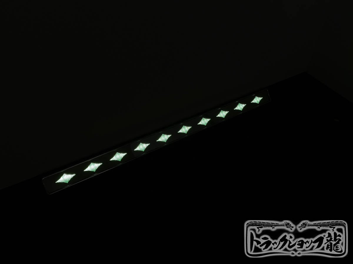 ステンレス 工具箱下アンドン 1200幅 鏡面 丸棒巻き 菱抜き LED