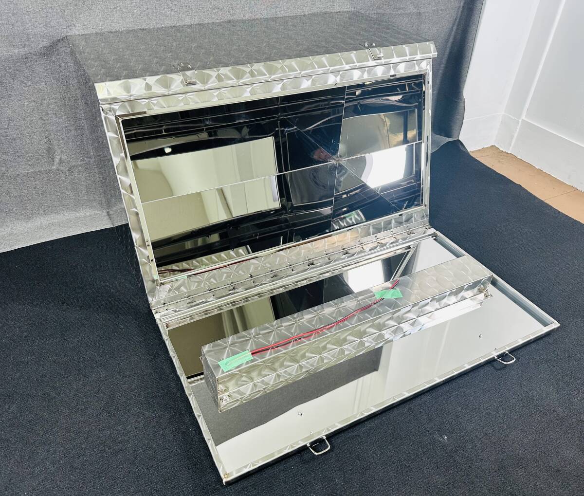 ステンレス工具箱アンドン付き２４VＬＥＤ Yahoo!オークション - ステンレス工具箱750 アンドン付き