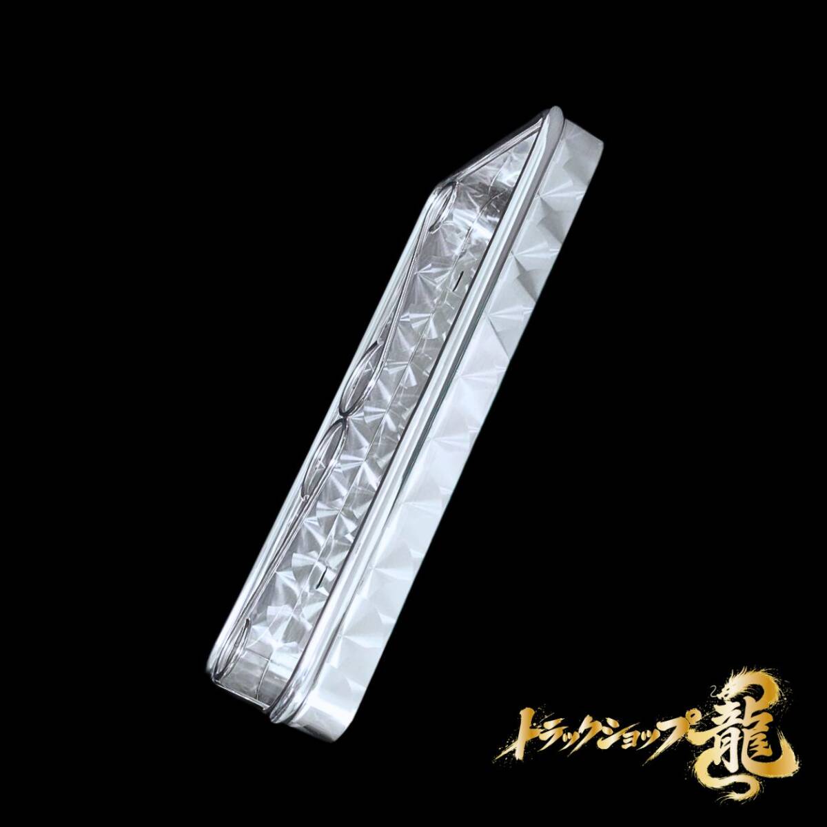 ステンレス 大型 Sカン ナンバー枠 鱗柄 バイザーナンバー枠 16Φパイプ
