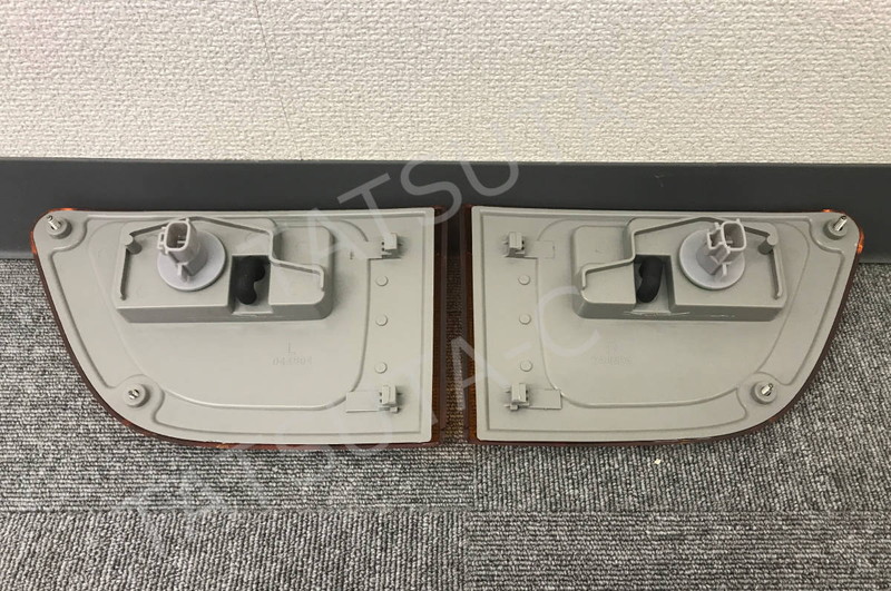 サイドランプマーカー 左右セット TR-3W 日野 スペースレンジャー