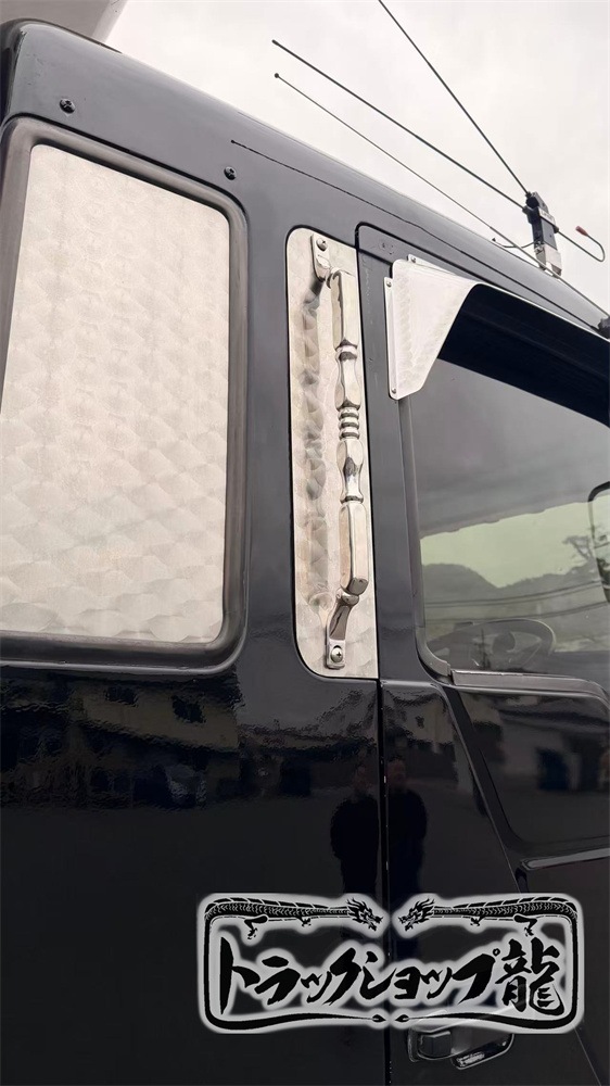 日野 テラヴィ用 寝台グリップ ステンレス 角絞り 25角 S0825S｜【公式