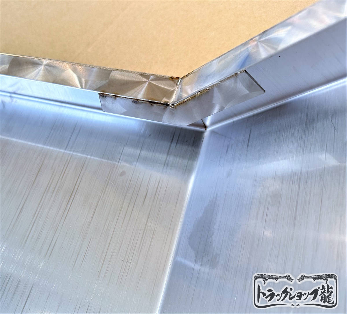 ステンレス リアフェンダー 2枚セット 2t 標準 鏡面 補強あり ハウスフェンダー バスフェンダー 泥除け T0176S