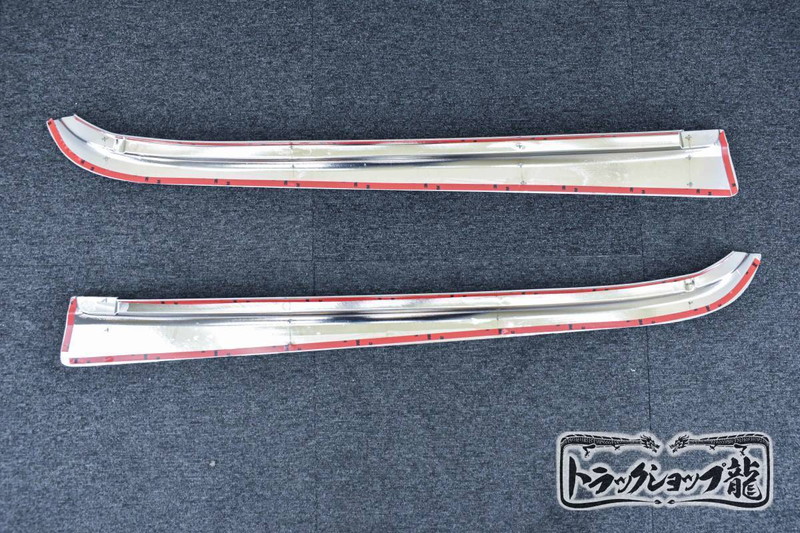 日野純正メッキドアパネル左右 メッキドアロアーパネル 日野新型プロフィア用 平成15年11月