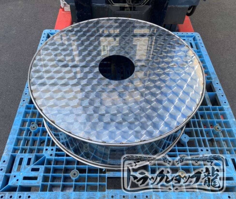 鱗柄ステンレス 【16インチ】 スペアタイヤカバー シンプルタイプ 720mm 10㎜丸棒巻き 丸形 補強折込なし 2t/3t 汎用 T0053S