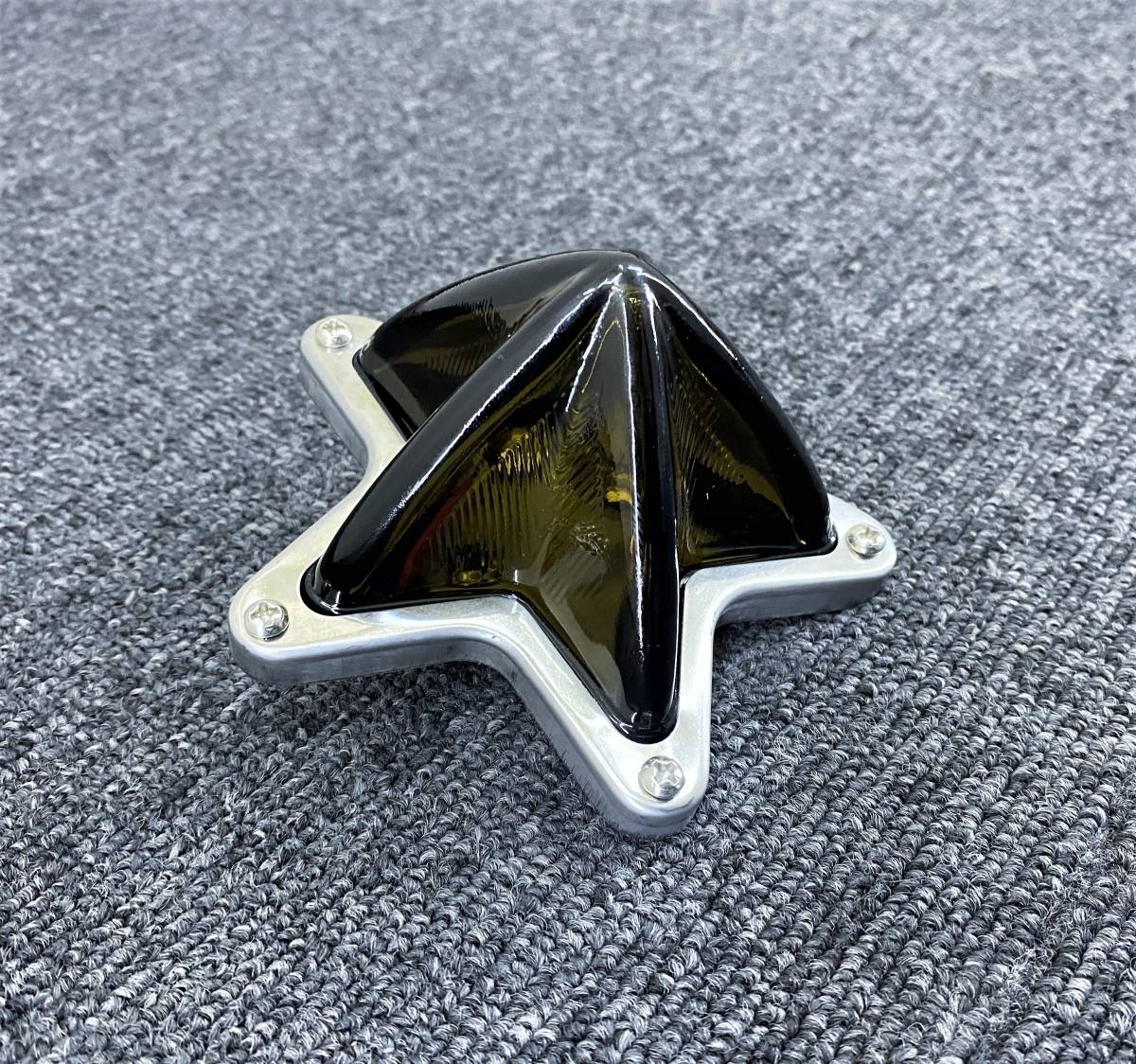 ガラス製 5点留め とんがり星マーカー 【黒/スモーク】 1個 レンズのみ