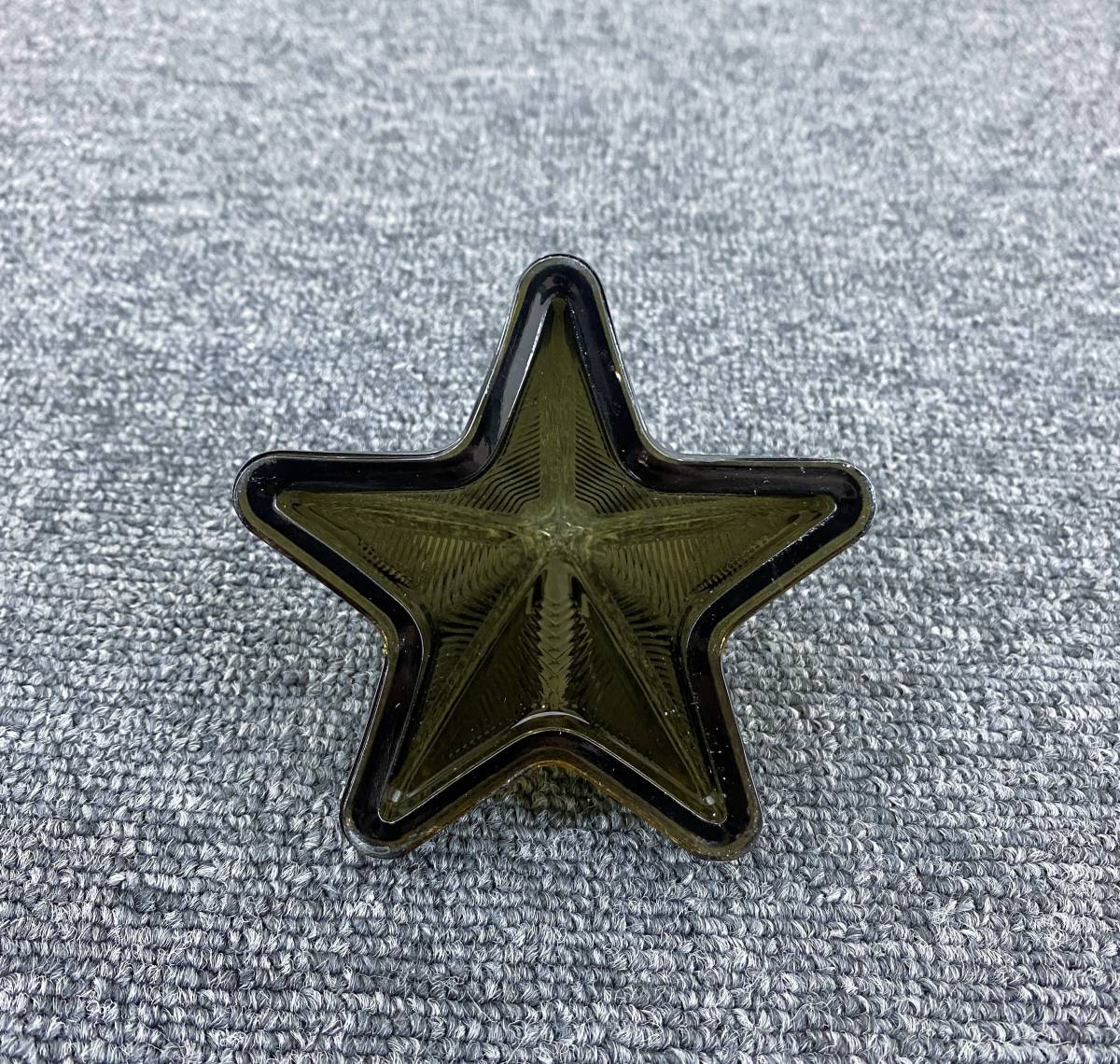 ガラス製 5点留め とんがり星マーカー 【黒/スモーク】 1個 土台付き
