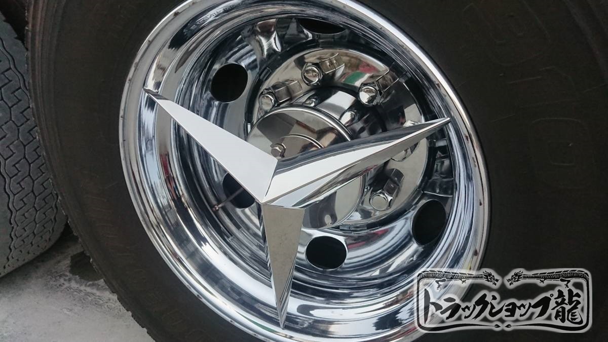 スピンナー　22.5インチ　4個セット　デコトラ　ホイールマーカー 鏡面ステンレス製 大型車用 22 5インチ ホイール マーカー スピンナー