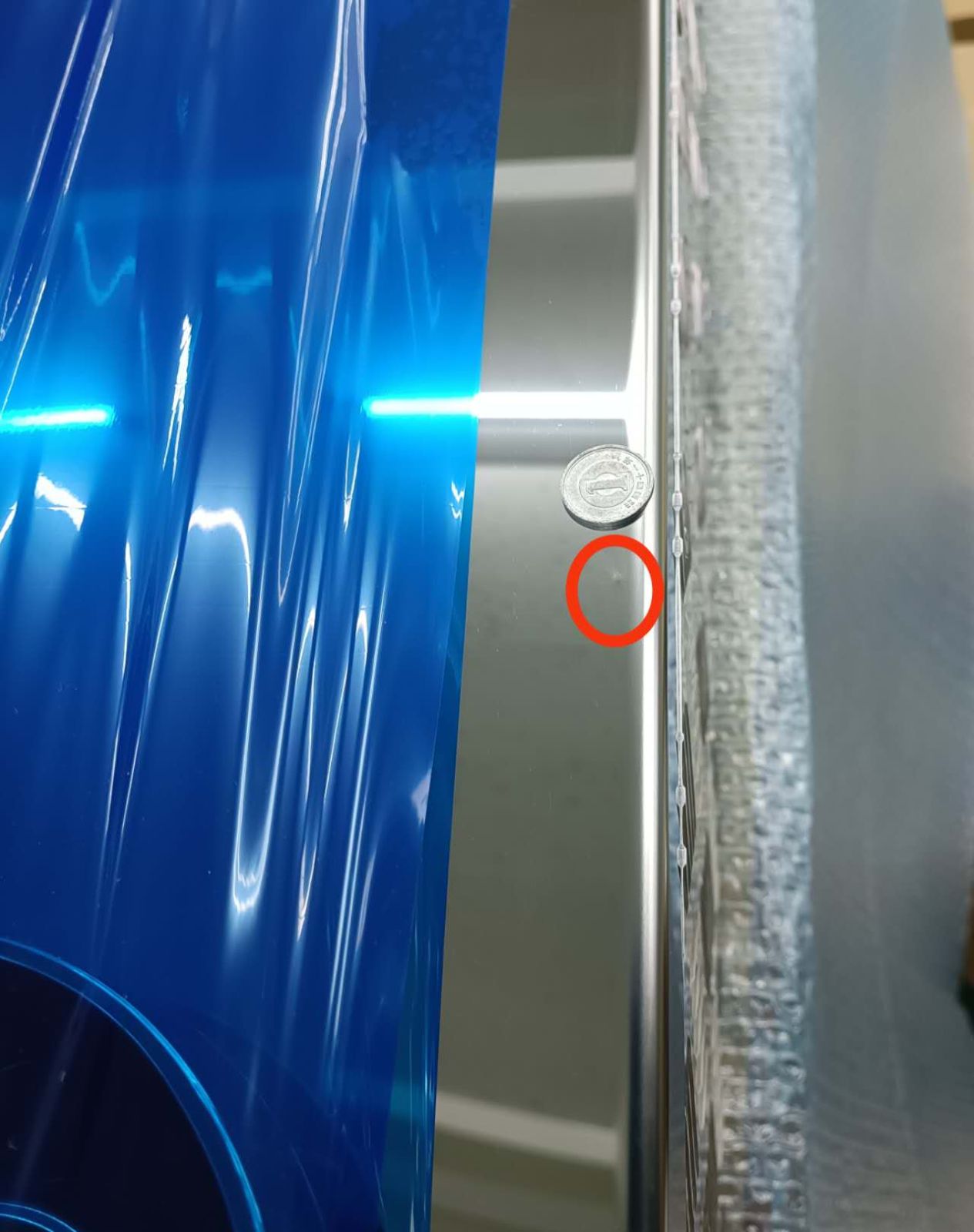 訳あり品　アップグレード！ステンレス リアバンパー 1900×250 筒だし 4連 中心レンズ黄色　リフトガード付 奥付け テールランプ付き