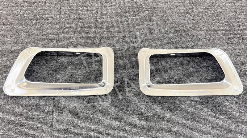 メッキ フロントバンパー用 フォグランプカバー 左右セット いすゞ 07エルフ ハイキャブ/ワイドキャブ I0924P