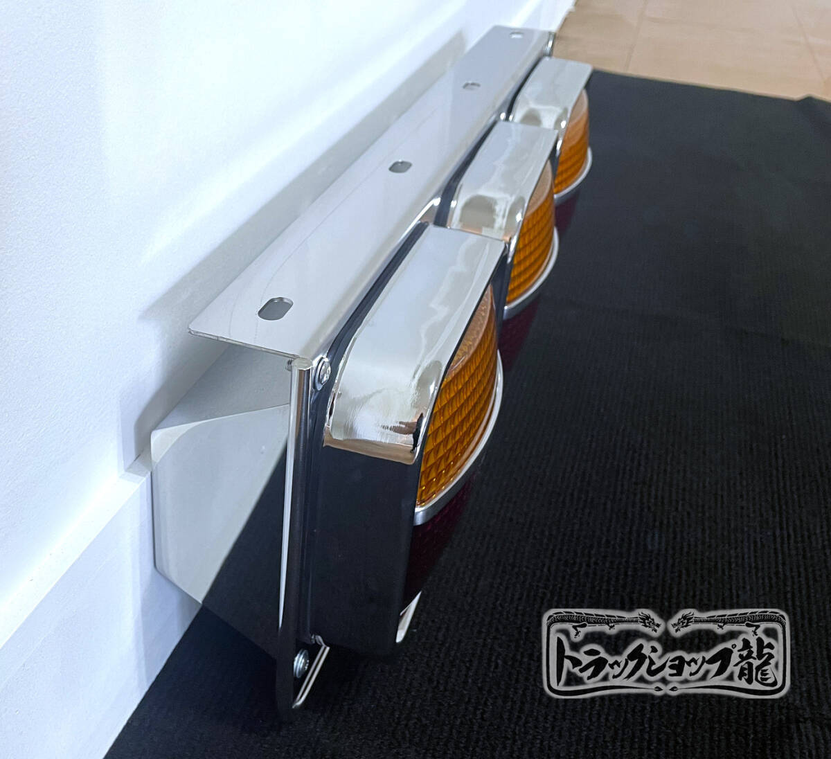 ステンレス アローテールランプ用 ブラケット 3連用 裏カバー 2個