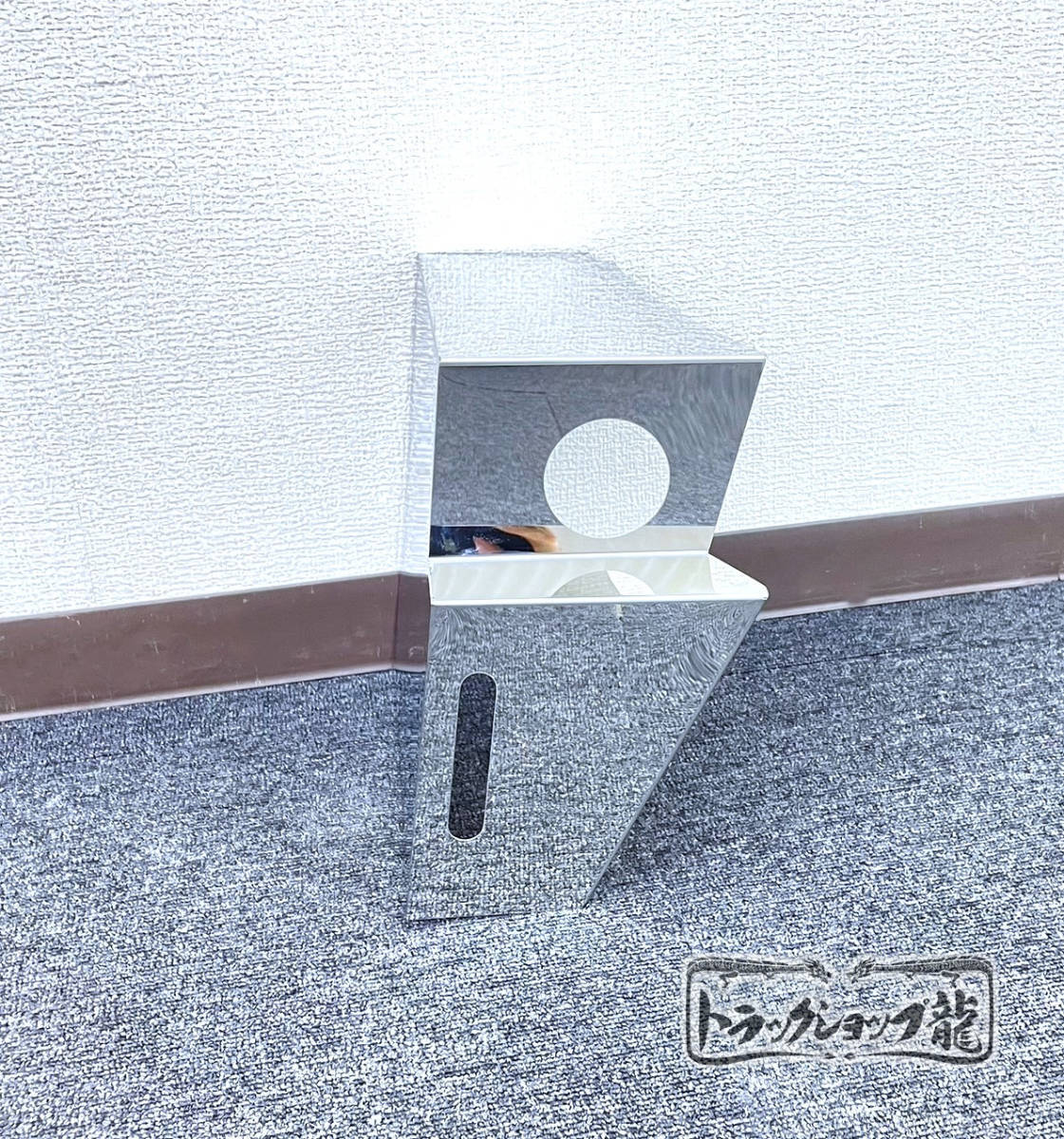 ジェネレーションキャンター用☆鏡面ラジエーターサブタンクカバー