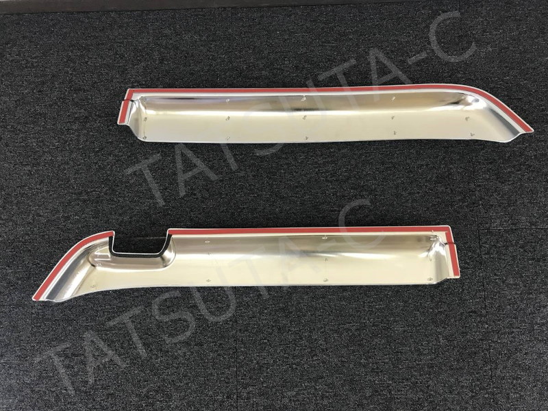 【訳あり品】 メッキ サイド ドアバイザー 左右セット 日産UD ファインコンドル/ビッグサム U8445P