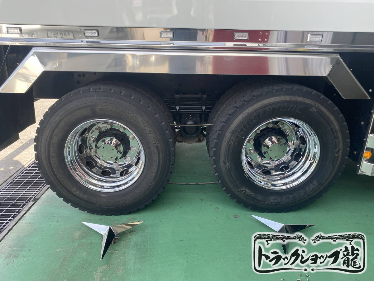 ファイブスターギガ　リアハブキャップ　センターカバー　トラック 高品質メッキ リアハブキャップ 22.5インチ JIS/ISO 10穴 2デフ