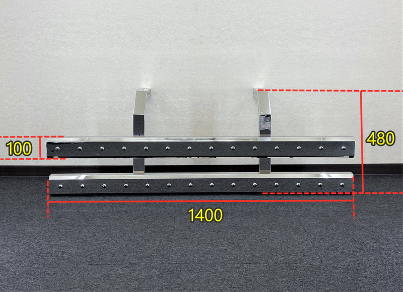 パイロットランプ付 サイドバンパー 鏡面ステンレス 長さ1.4ｍ 台型 ステー付き 左右セット 2ｔ用 レトロ 汎用 S0138D