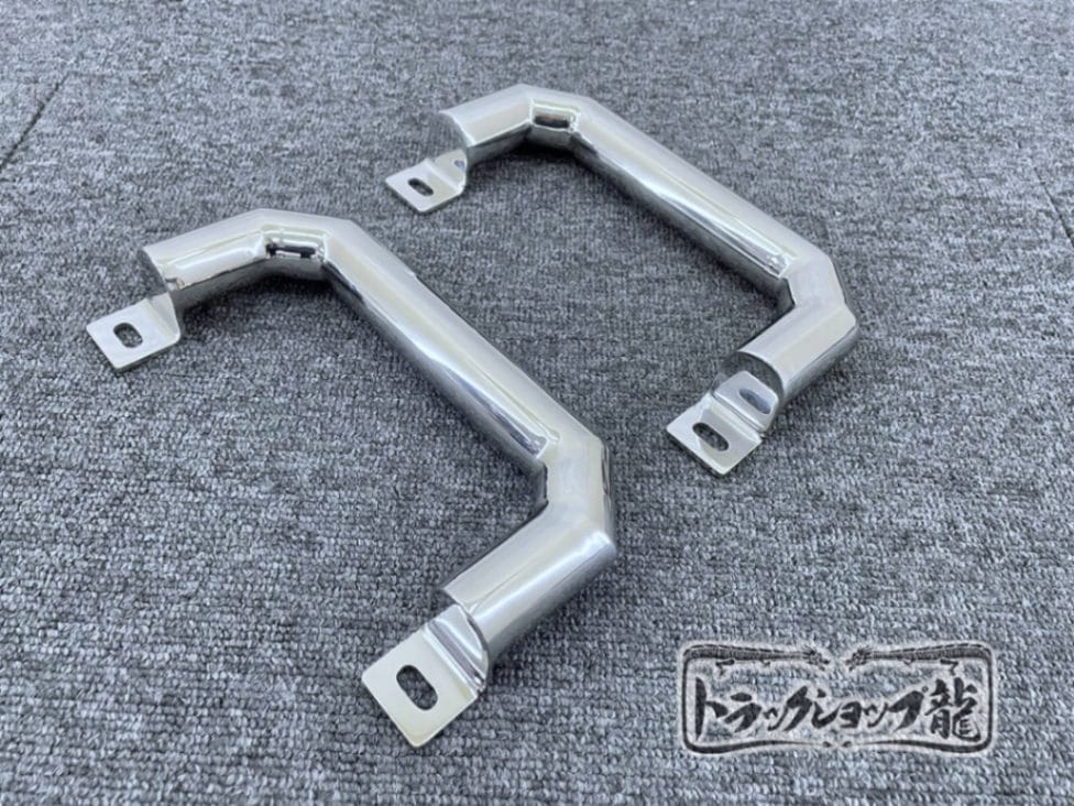 TOYOTAダイナ　ワンオフ製作　アシストグリップ　ステンレス　デコトラ ステンレス製 ピラー用 アシストグリップ 左右セット Φ28丸