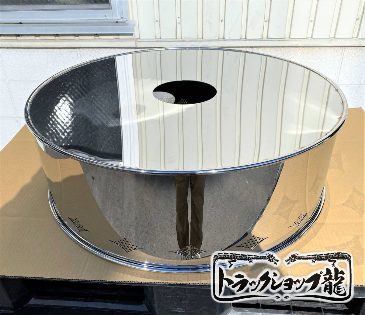 鏡面ステンレス 【16インチ】 スペアタイヤカバー 菱抜きタイプ 790mm