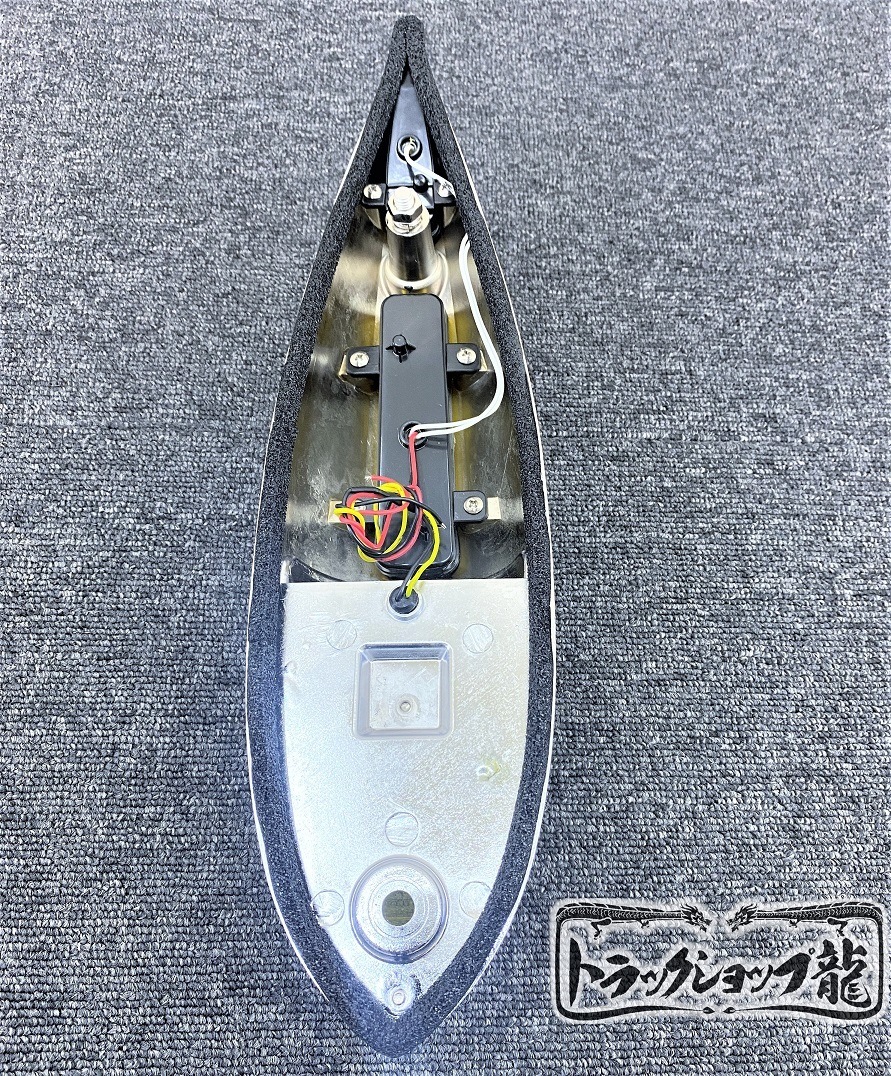 【訳あり品】 ナマズマーカー 大 クロームメッキ サイドランプ 背ビレ発光 【瑠璃色】 五光タイプ 舟形 ガラスレンズ 1個 G8597S