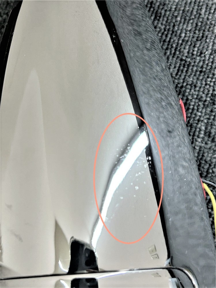 【訳あり品】 ナマズマーカー 大 クロームメッキ サイドランプ 背ビレ発光 【赤色】 五光タイプ 舟形 ガラスレンズ 1個 G8600S