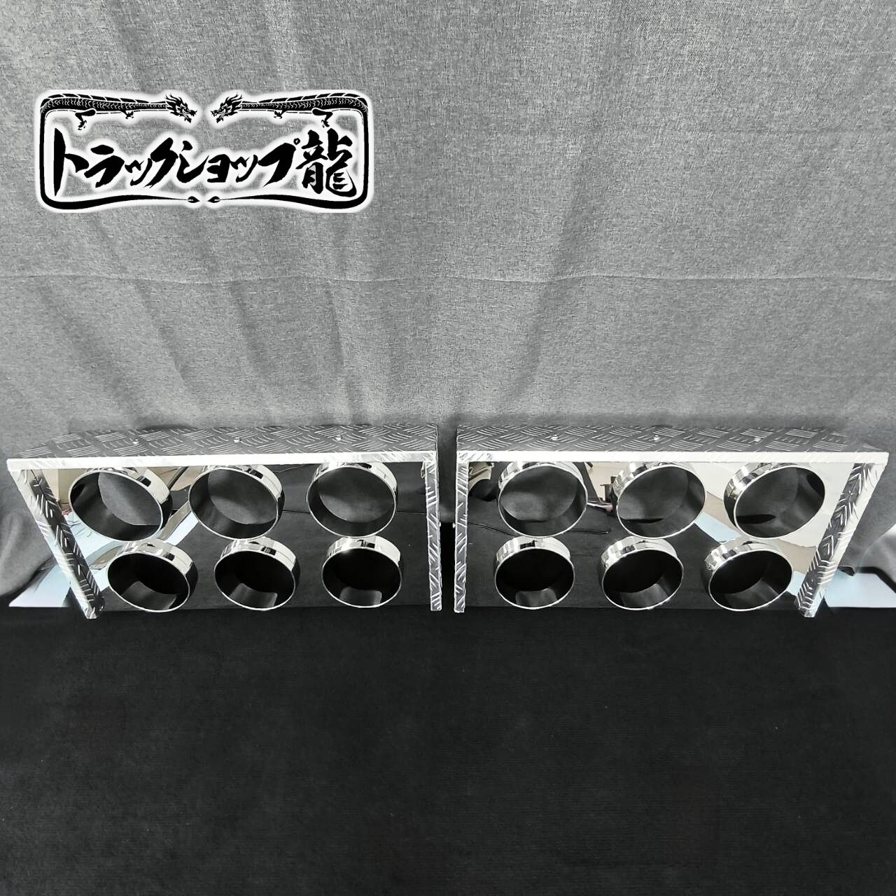 THOMAS様　テール廻りステンレス化粧板 THOMAS様 テール廻りステンレス化粧板 トラック テールリア化粧板