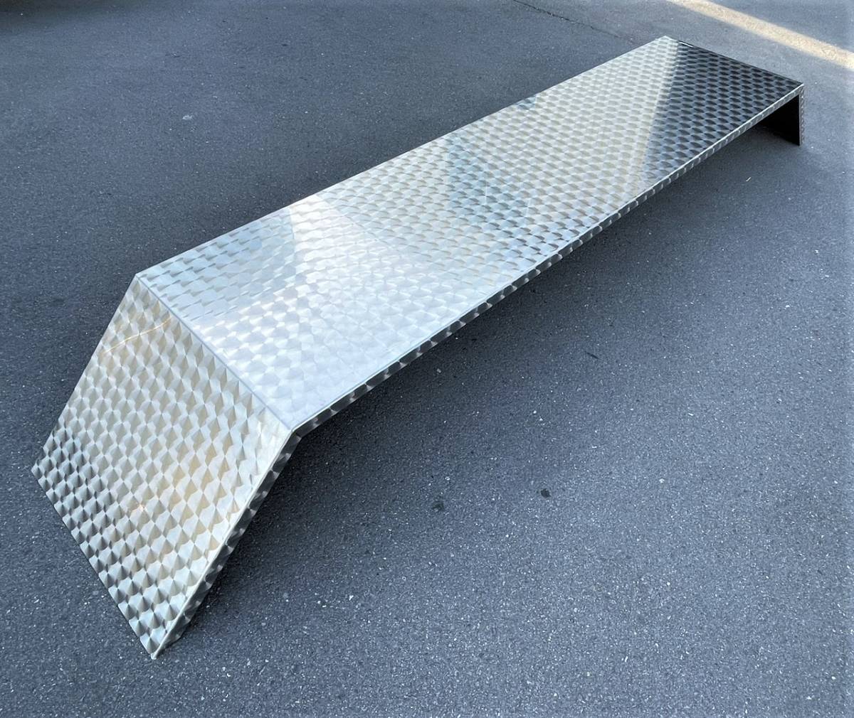 ステンレス ロングフェンダー 2枚セット 大型 10t ダンプ 鱗柄 二段曲げ 標準タイプ リアフェンダー 泥除け S0418S