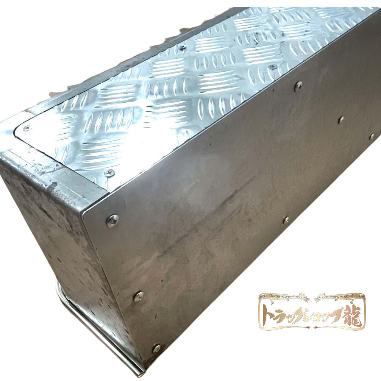 鉄製 リアバンパー 塗装用/メッキ加工用 1900×250 筒だし 4連 リフト