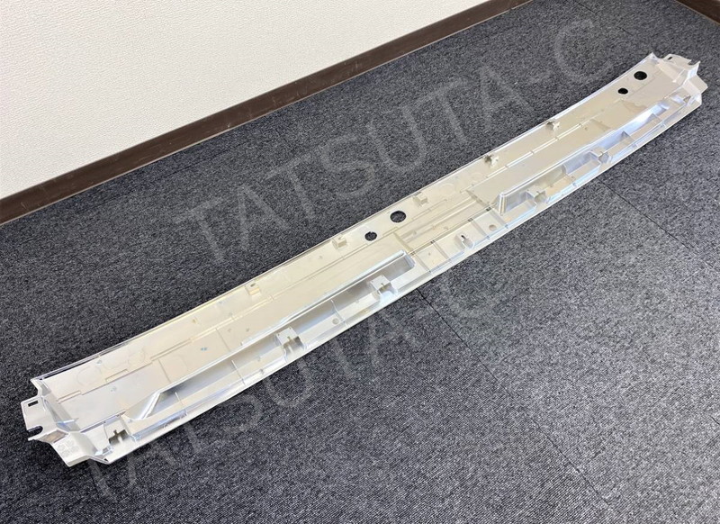 メッキ ワイパーパネル 三菱ふそう ブルーテックキャンター