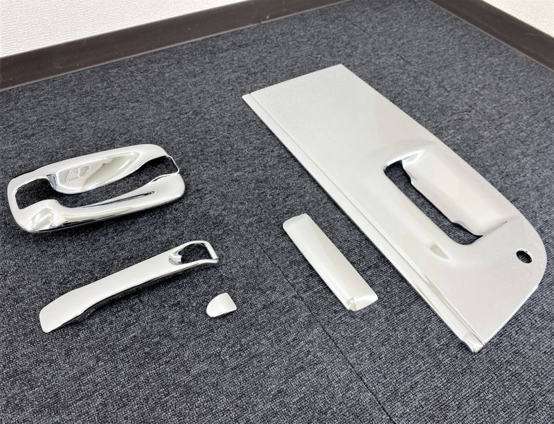 【訳あり品】 メッキ ドアハンドル ガーニッシュセット ボタンカバー付き いすゞ ギガ/フォワード I8892S