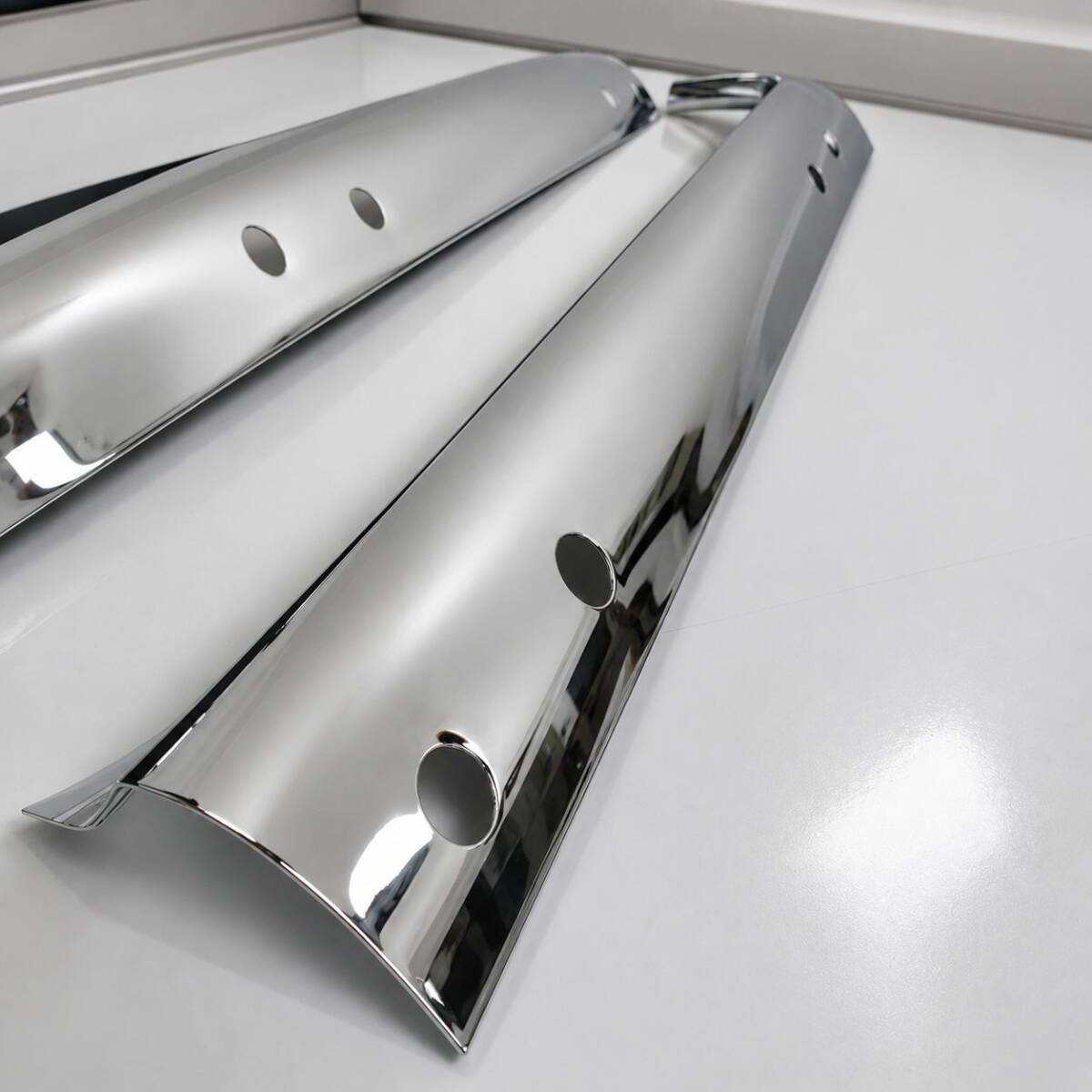【アウトレット品】G/B/20キャンター 標準ローキャブ メッキ ルーフレール 左右セット M8969P